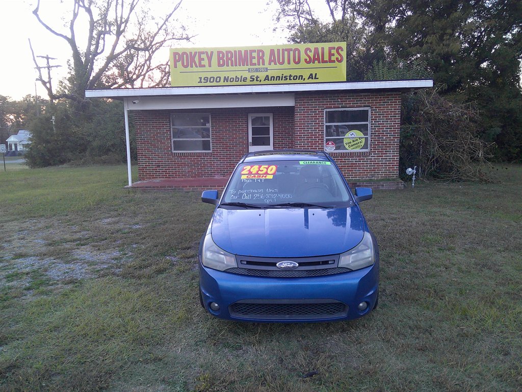 2010 Ford Focus SES's photo